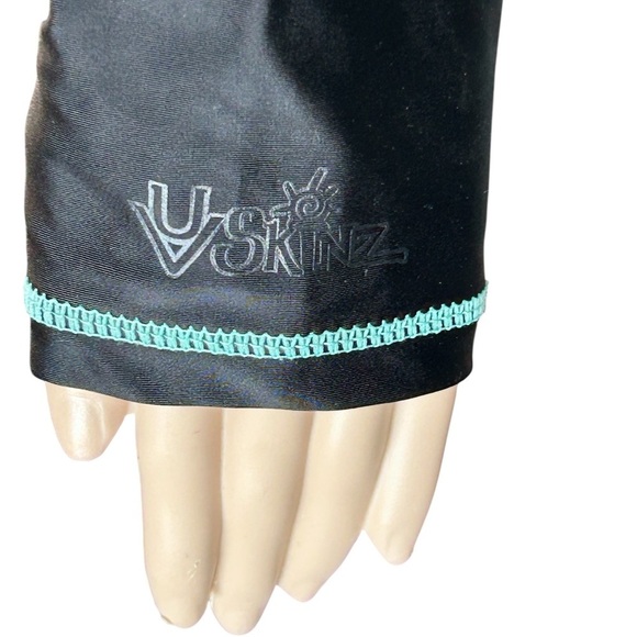 UVSkinz 50+ UPF Long Sleeve Rash Guard Surf Swim Beach Water Wear Men Sz S EUC - Picture 8 of 10